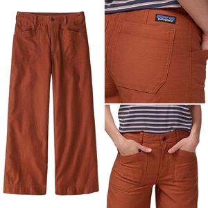 Patagonia~RustOrganic Cotton Woven Pant~Regular fit flares down the legs~size 10